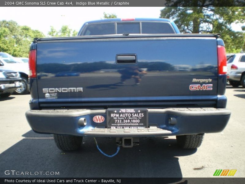Indigo Blue Metallic / Graphite 2004 GMC Sonoma SLS Crew Cab 4x4