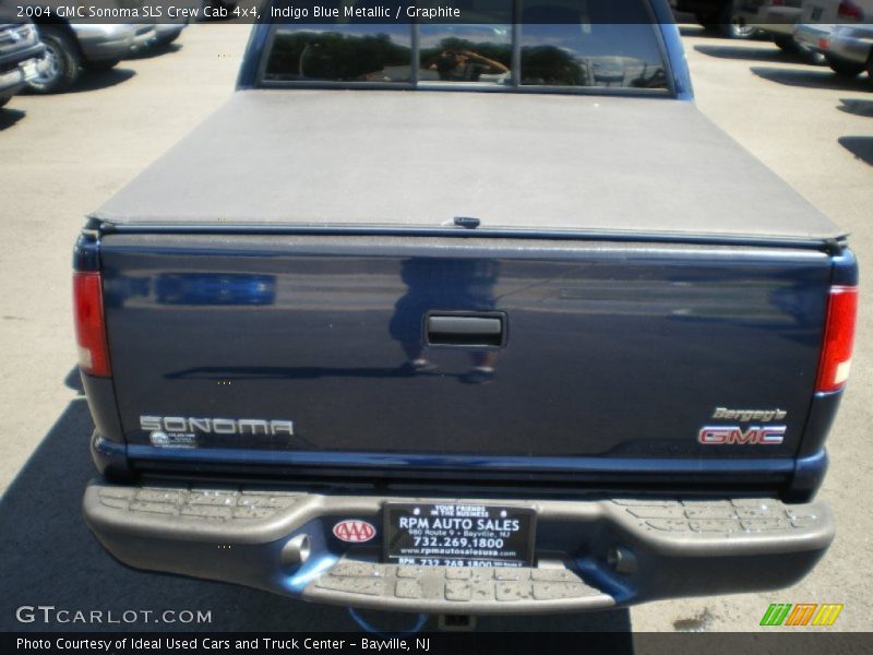 Indigo Blue Metallic / Graphite 2004 GMC Sonoma SLS Crew Cab 4x4
