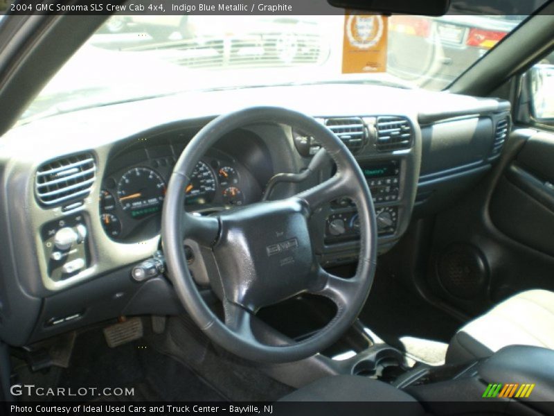 Indigo Blue Metallic / Graphite 2004 GMC Sonoma SLS Crew Cab 4x4