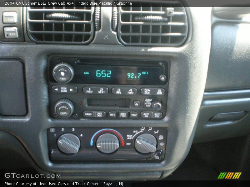 Indigo Blue Metallic / Graphite 2004 GMC Sonoma SLS Crew Cab 4x4