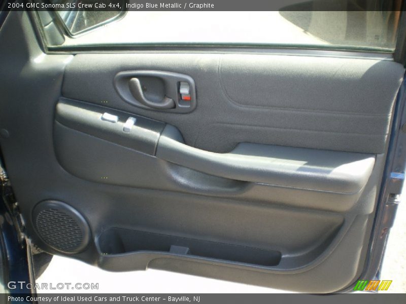 Indigo Blue Metallic / Graphite 2004 GMC Sonoma SLS Crew Cab 4x4