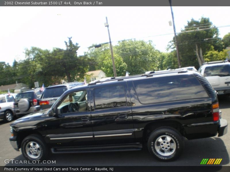 Onyx Black / Tan 2002 Chevrolet Suburban 1500 LT 4x4