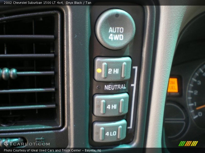 Onyx Black / Tan 2002 Chevrolet Suburban 1500 LT 4x4