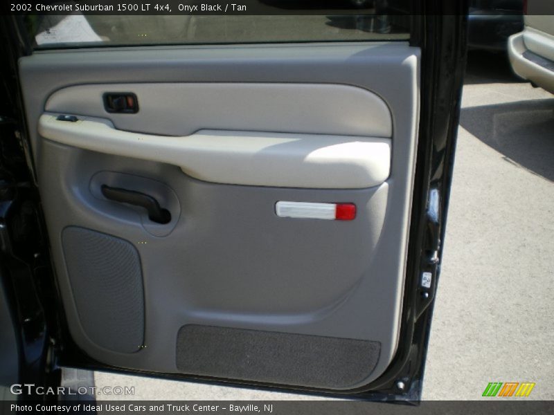 Onyx Black / Tan 2002 Chevrolet Suburban 1500 LT 4x4