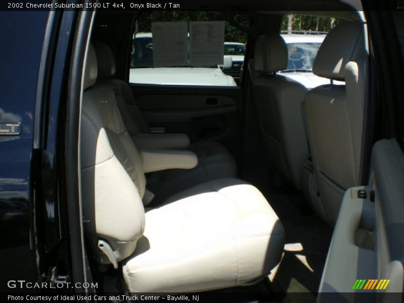 Onyx Black / Tan 2002 Chevrolet Suburban 1500 LT 4x4