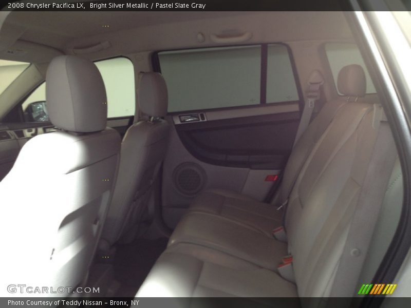 Bright Silver Metallic / Pastel Slate Gray 2008 Chrysler Pacifica LX