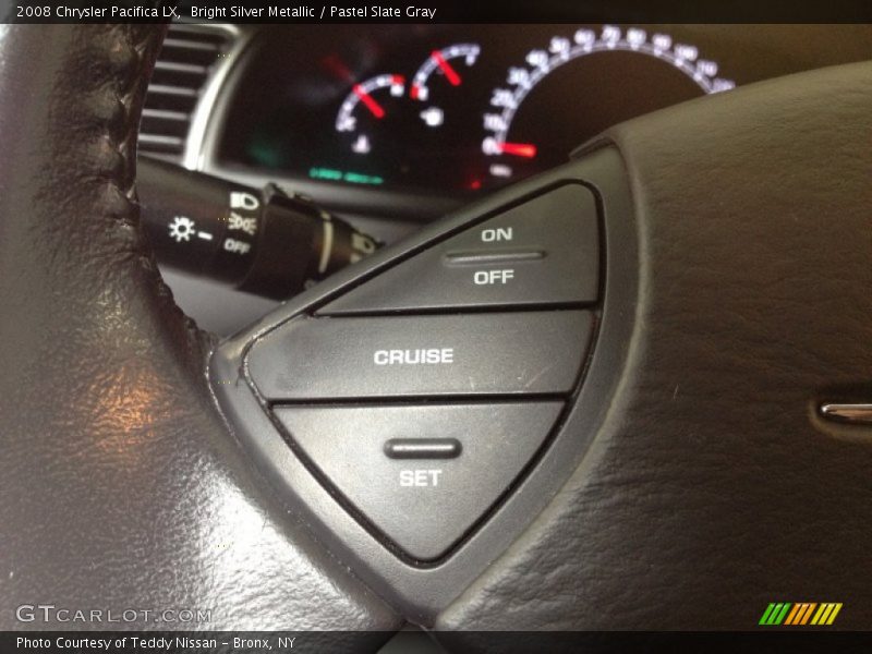 Bright Silver Metallic / Pastel Slate Gray 2008 Chrysler Pacifica LX