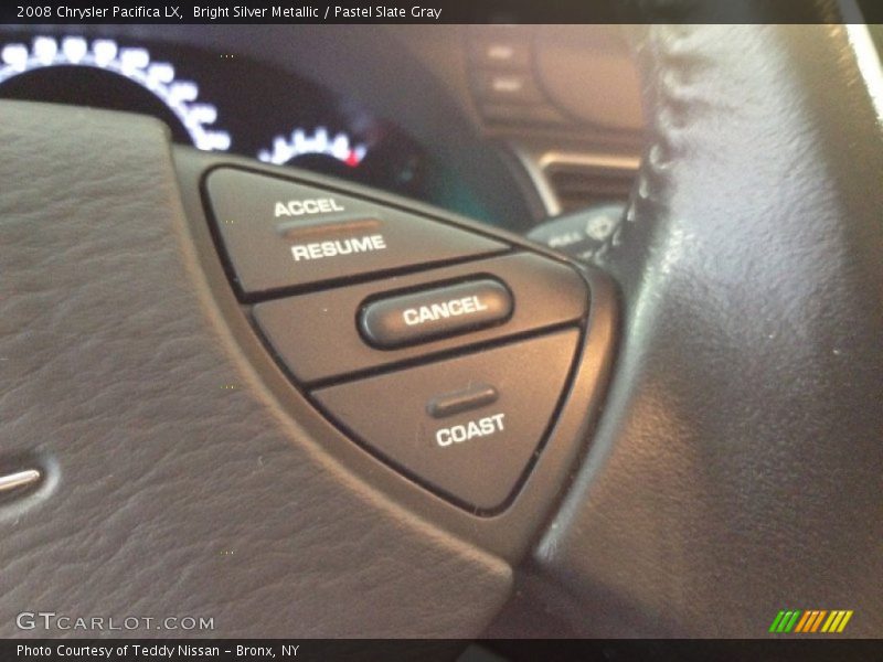 Bright Silver Metallic / Pastel Slate Gray 2008 Chrysler Pacifica LX