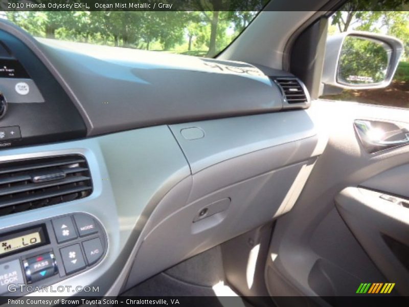 Ocean Mist Metallic / Gray 2010 Honda Odyssey EX-L