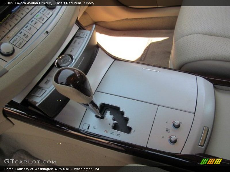 Cassis Red Pearl / Ivory 2009 Toyota Avalon Limited