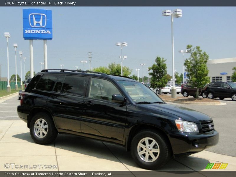 Black / Ivory 2004 Toyota Highlander I4
