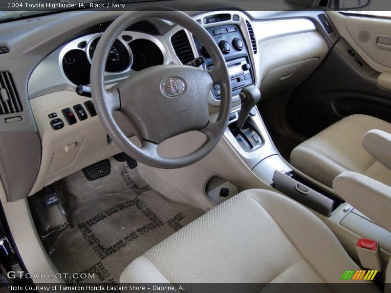 Black / Ivory 2004 Toyota Highlander I4