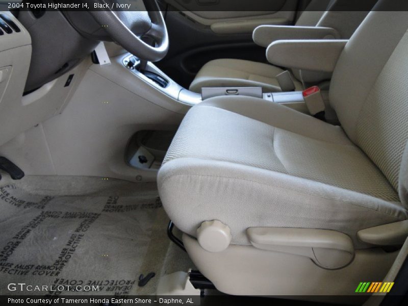 Black / Ivory 2004 Toyota Highlander I4