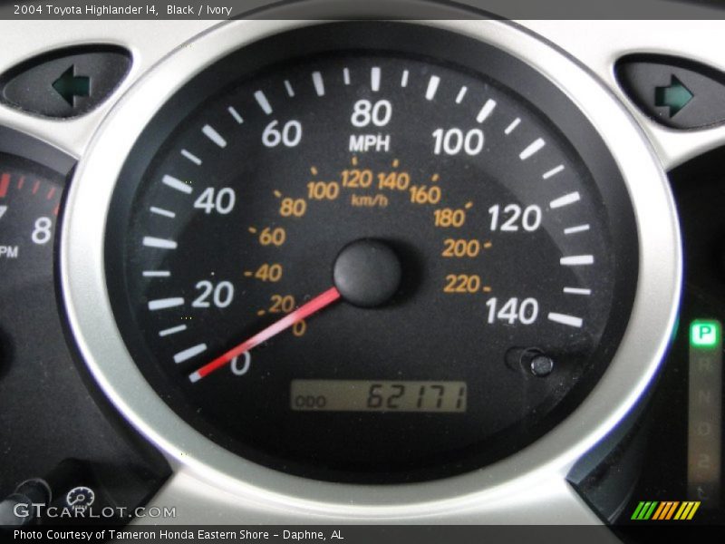 Black / Ivory 2004 Toyota Highlander I4