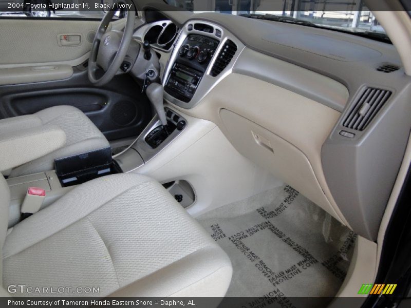 Dashboard of 2004 Highlander I4
