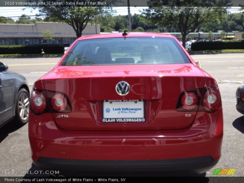 Salsa Red / Titan Black 2010 Volkswagen Jetta SE Sedan