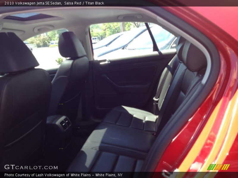 Salsa Red / Titan Black 2010 Volkswagen Jetta SE Sedan