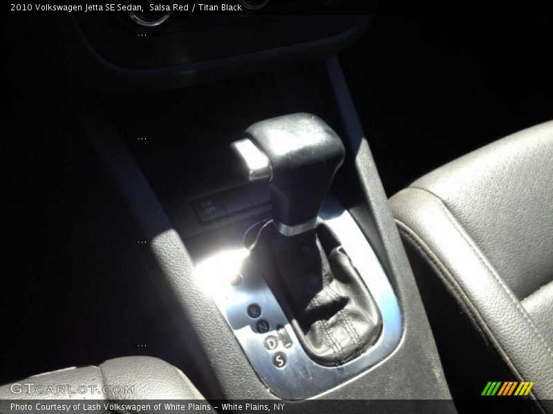 Salsa Red / Titan Black 2010 Volkswagen Jetta SE Sedan