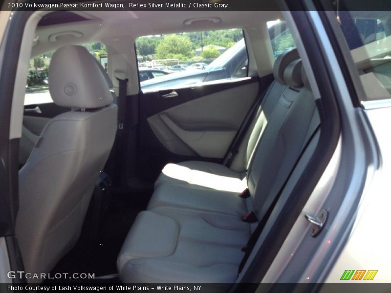 Reflex Silver Metallic / Classic Gray 2010 Volkswagen Passat Komfort Wagon
