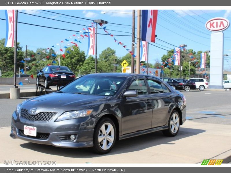 Magnetic Gray Metallic / Dark Charcoal 2011 Toyota Camry SE