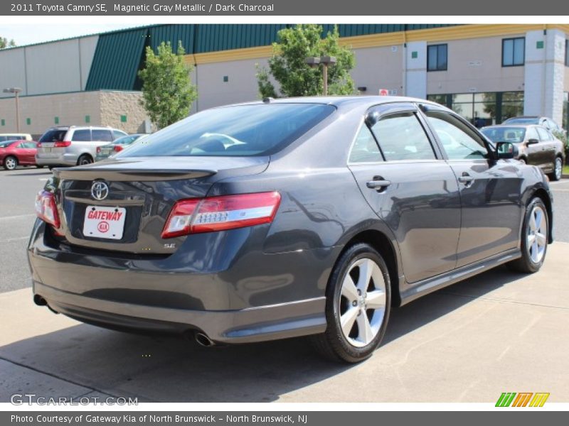 Magnetic Gray Metallic / Dark Charcoal 2011 Toyota Camry SE