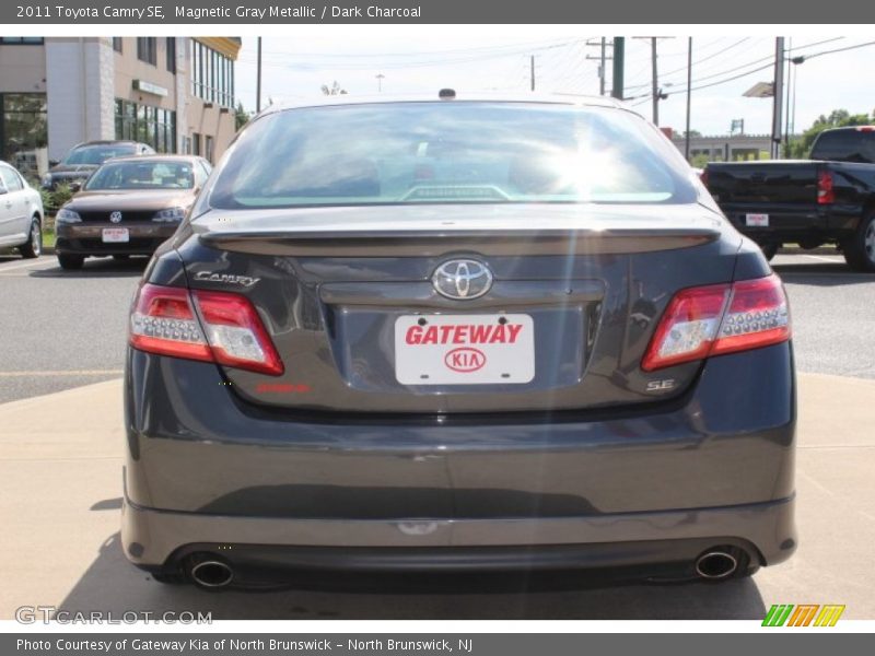 Magnetic Gray Metallic / Dark Charcoal 2011 Toyota Camry SE