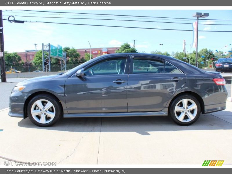 Magnetic Gray Metallic / Dark Charcoal 2011 Toyota Camry SE