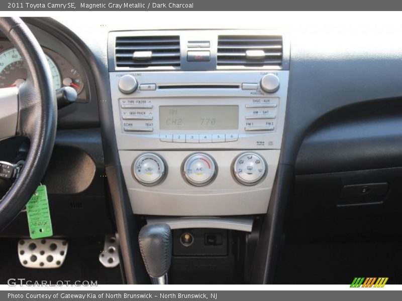 Magnetic Gray Metallic / Dark Charcoal 2011 Toyota Camry SE