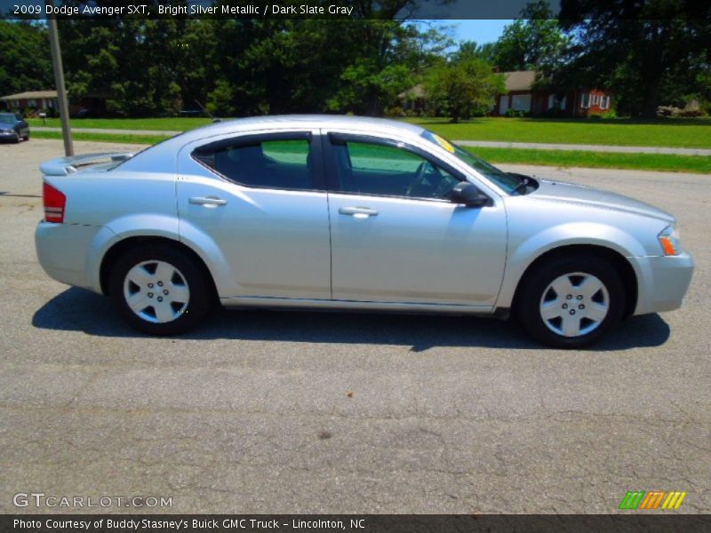 Bright Silver Metallic / Dark Slate Gray 2009 Dodge Avenger SXT