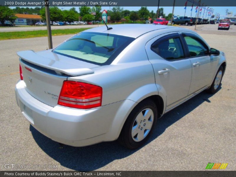 Bright Silver Metallic / Dark Slate Gray 2009 Dodge Avenger SXT