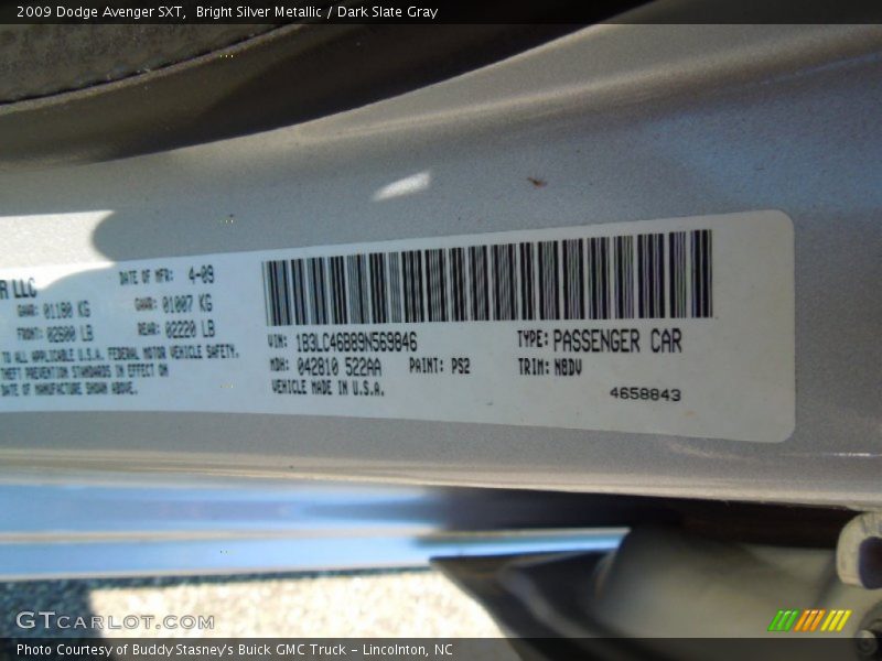 Bright Silver Metallic / Dark Slate Gray 2009 Dodge Avenger SXT