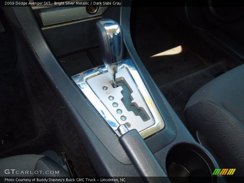 Bright Silver Metallic / Dark Slate Gray 2009 Dodge Avenger SXT