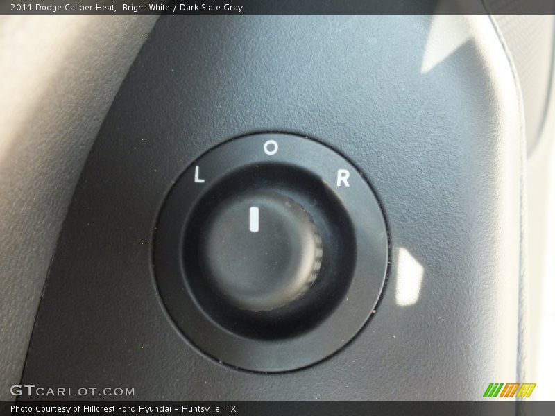 Bright White / Dark Slate Gray 2011 Dodge Caliber Heat