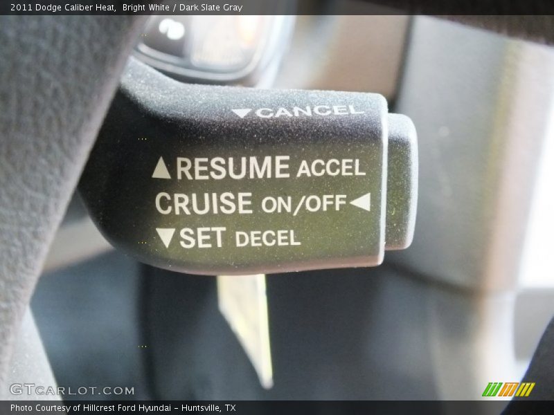 Bright White / Dark Slate Gray 2011 Dodge Caliber Heat