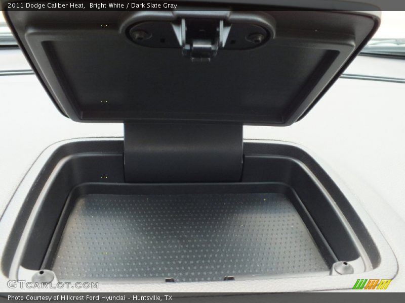 Bright White / Dark Slate Gray 2011 Dodge Caliber Heat