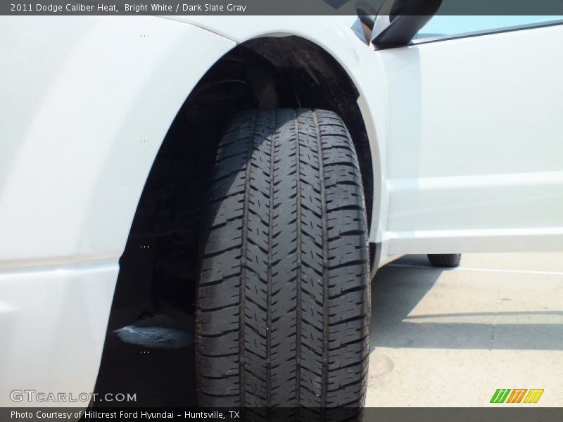 Bright White / Dark Slate Gray 2011 Dodge Caliber Heat