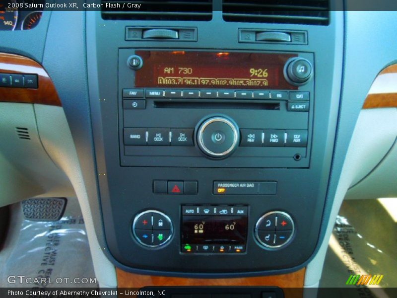 Carbon Flash / Gray 2008 Saturn Outlook XR