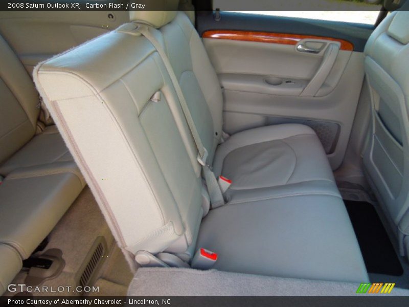 Carbon Flash / Gray 2008 Saturn Outlook XR