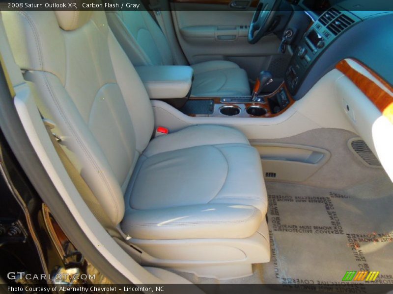 Carbon Flash / Gray 2008 Saturn Outlook XR
