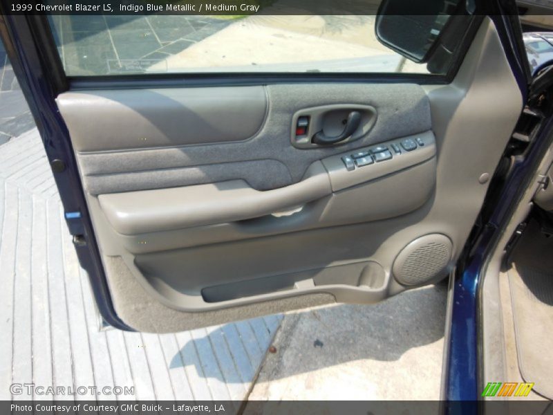 Indigo Blue Metallic / Medium Gray 1999 Chevrolet Blazer LS