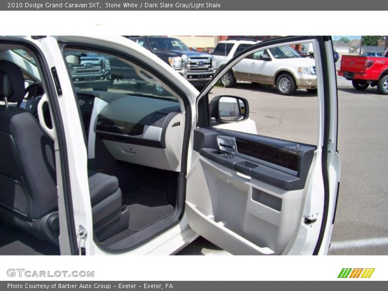 Stone White / Dark Slate Gray/Light Shale 2010 Dodge Grand Caravan SXT
