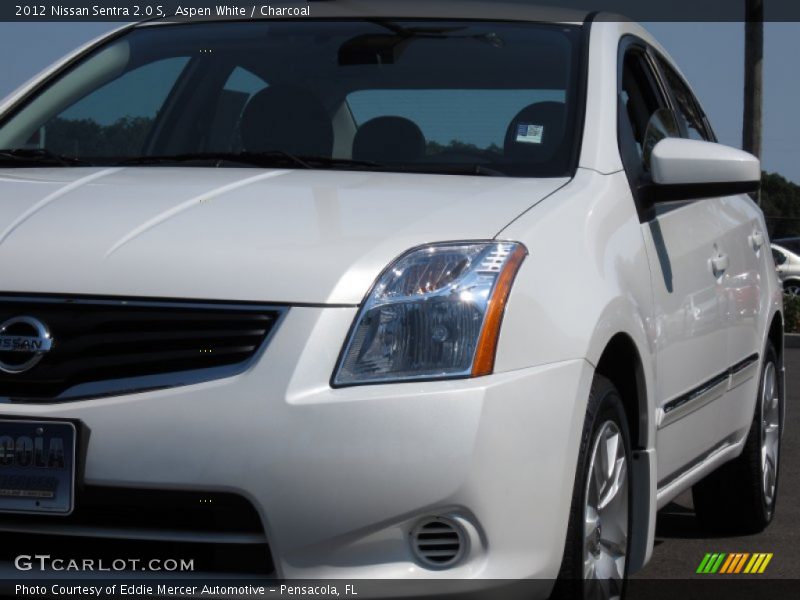 Aspen White / Charcoal 2012 Nissan Sentra 2.0 S
