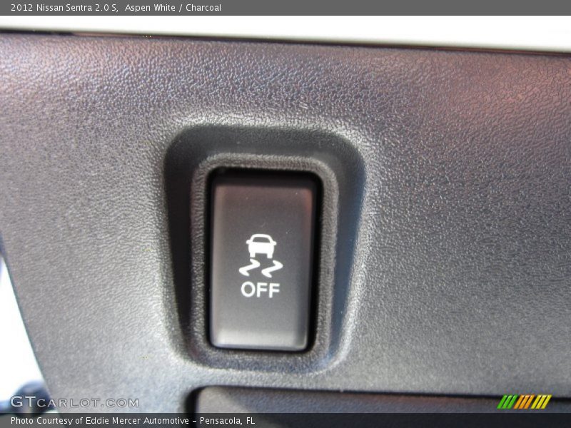 Aspen White / Charcoal 2012 Nissan Sentra 2.0 S