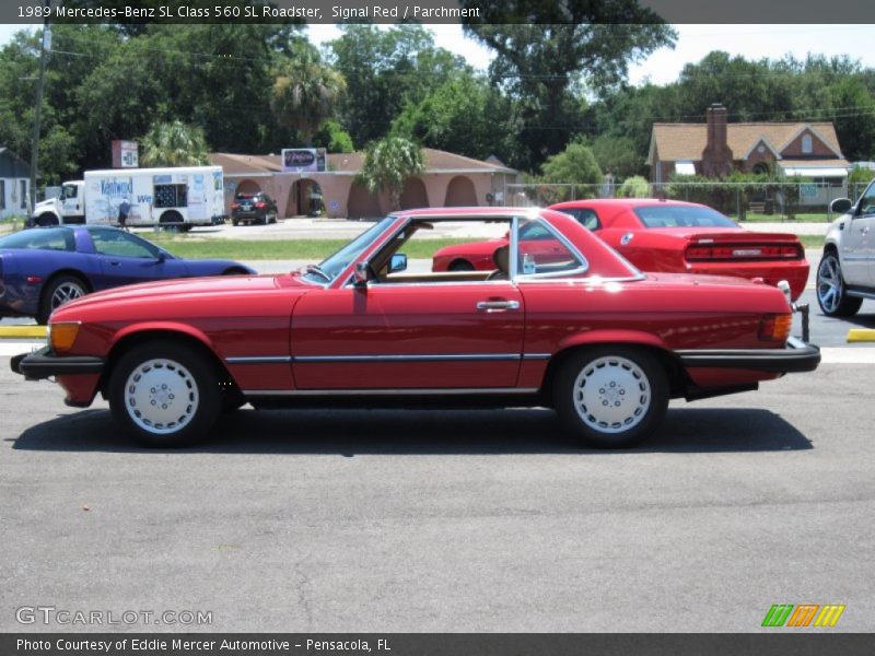 Signal Red / Parchment 1989 Mercedes-Benz SL Class 560 SL Roadster