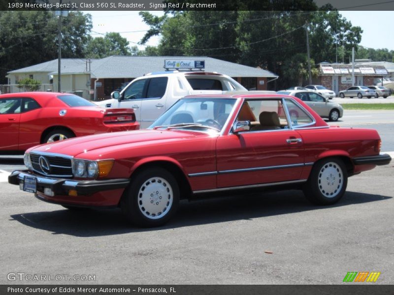 Front 3/4 View of 1989 SL Class 560 SL Roadster