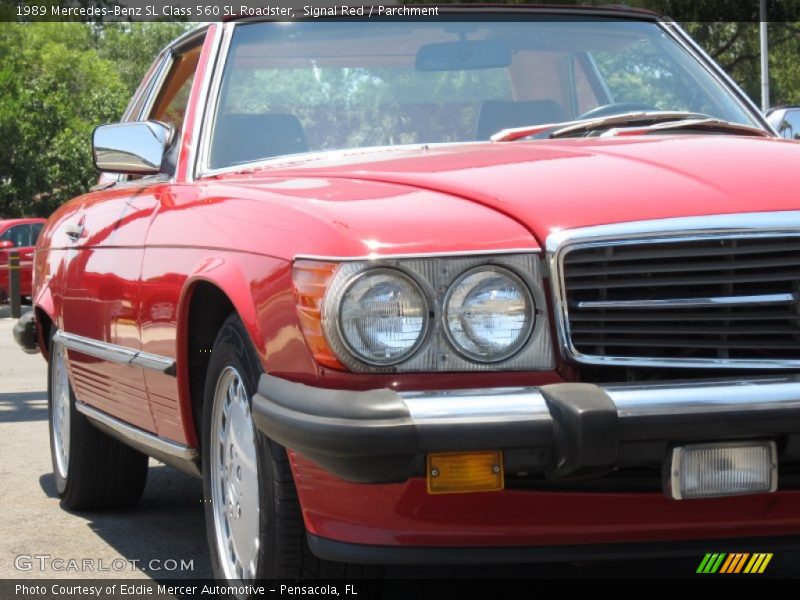 Signal Red / Parchment 1989 Mercedes-Benz SL Class 560 SL Roadster