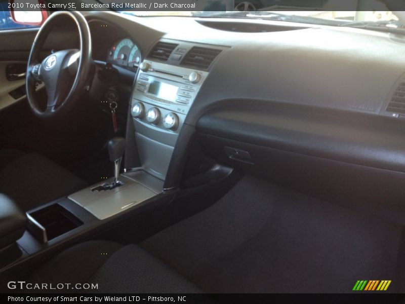 Barcelona Red Metallic / Dark Charcoal 2010 Toyota Camry SE