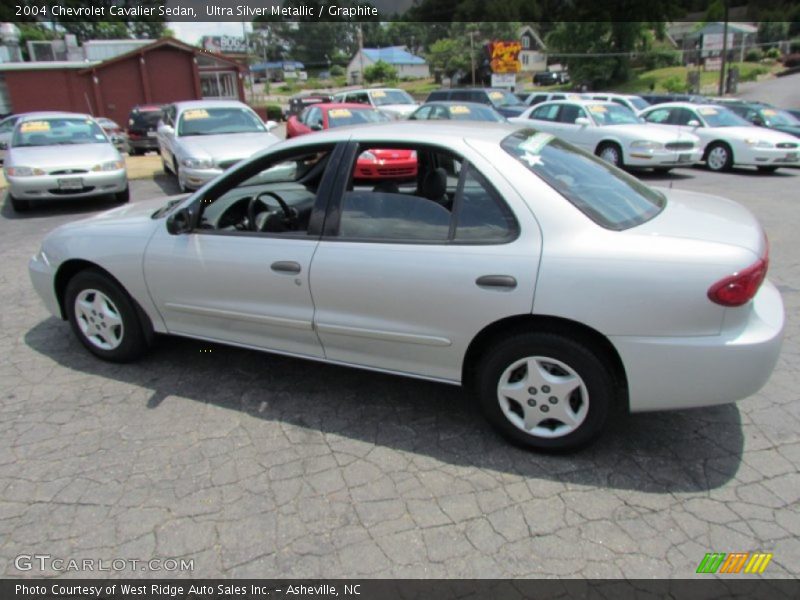 Ultra Silver Metallic / Graphite 2004 Chevrolet Cavalier Sedan