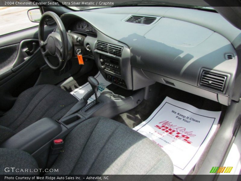 Ultra Silver Metallic / Graphite 2004 Chevrolet Cavalier Sedan