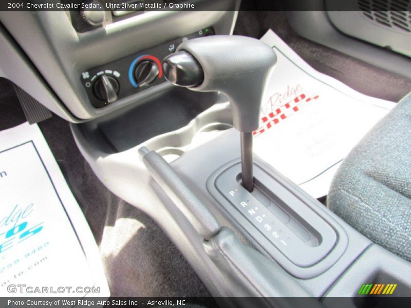 Ultra Silver Metallic / Graphite 2004 Chevrolet Cavalier Sedan